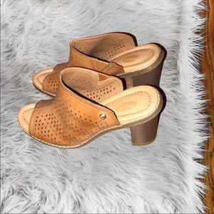 Dr. Scholl's Promise Peep Toe Block Heel Booties 6.5M Cutout Design